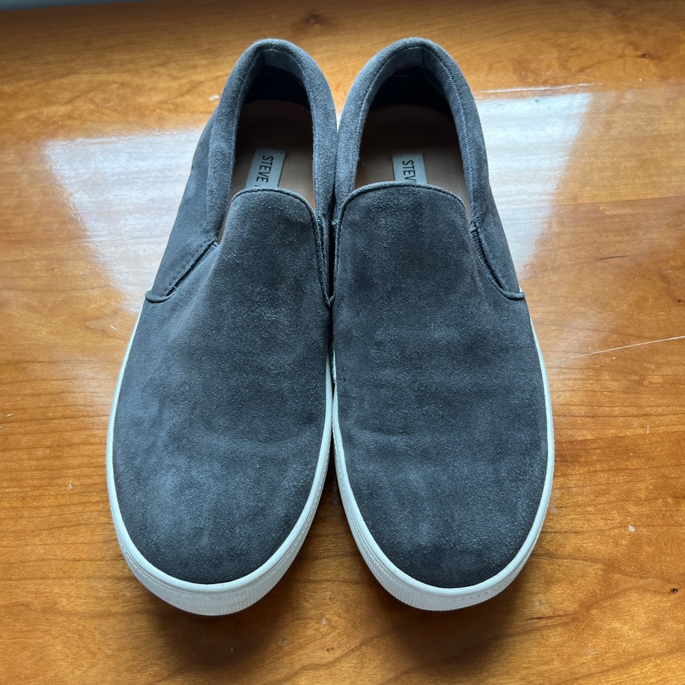 Steve Madden Sneaks